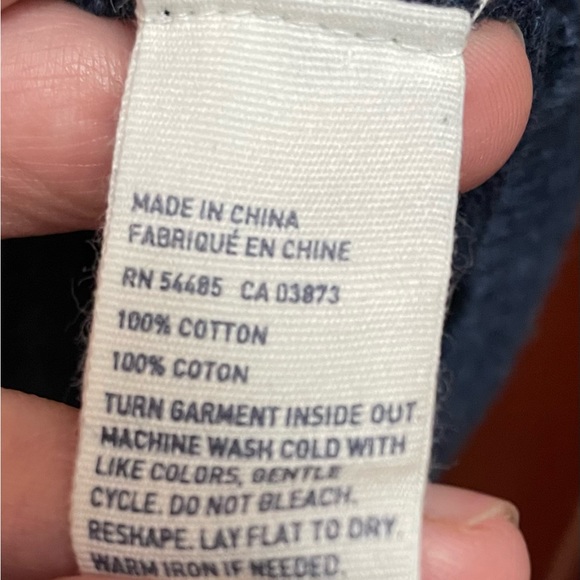 American Eagle V neck sweater large solid navy blue athletic fit collegiate - Picture 4 of 5